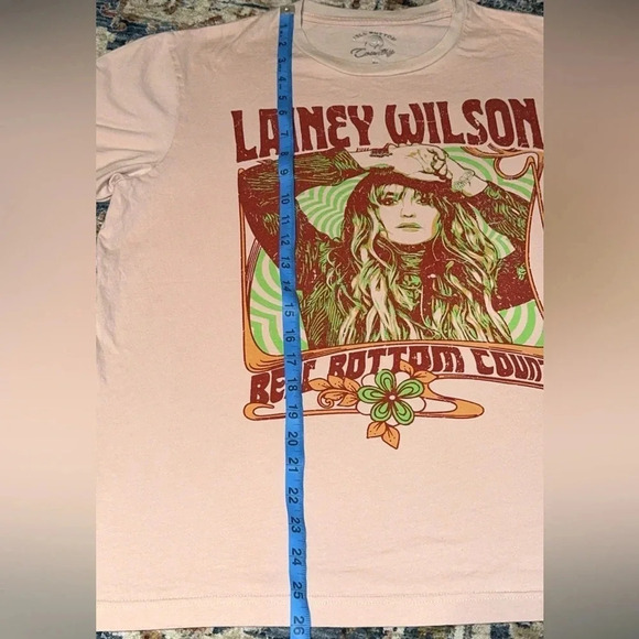 Lainey Wilson Official Merch Bell Bottom Country Short Sleeve Cotton Shirt - Picture 8 of 10